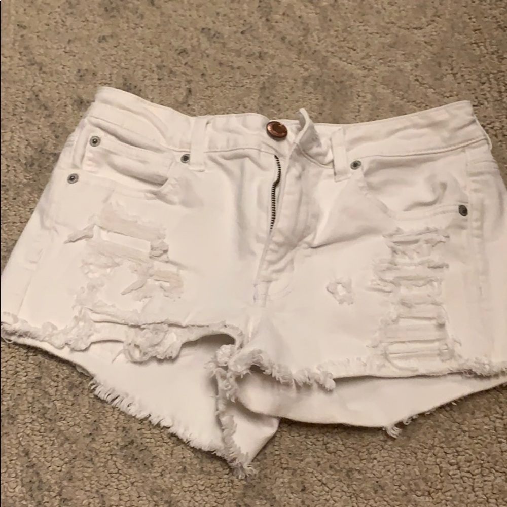 american eagle white shorts